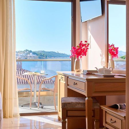 Evlogia Hotel Seafront And Anex By Greek Pride Фурка Екстер'єр фото