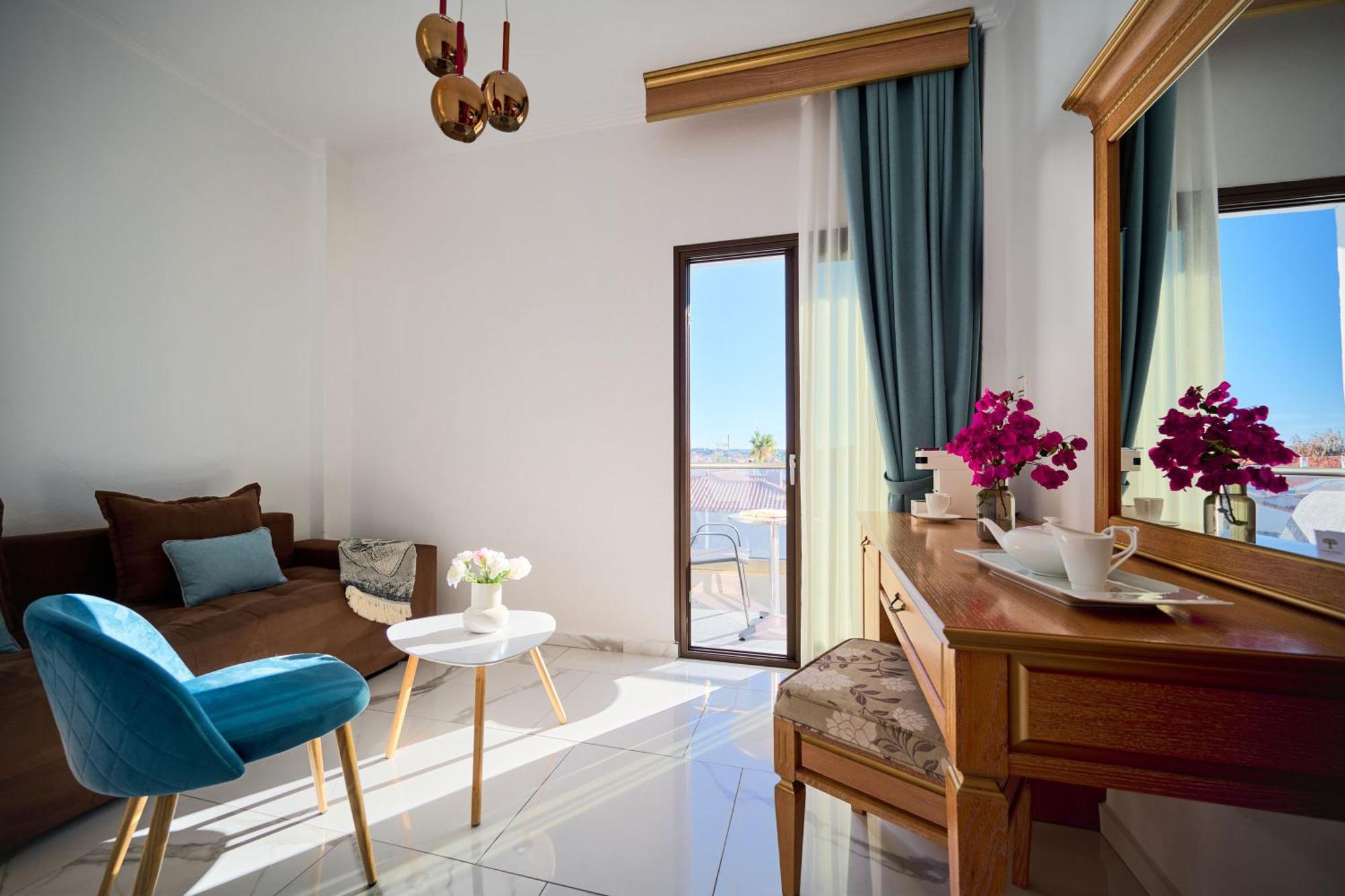 Evlogia Hotel Seafront And Anex By Greek Pride Фурка Екстер'єр фото